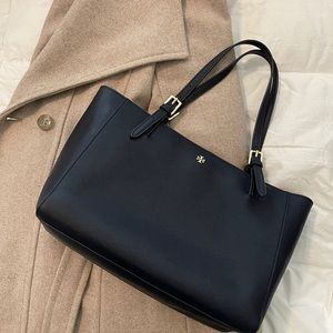 Tory Burch York Buckle Tote - Navy Blue